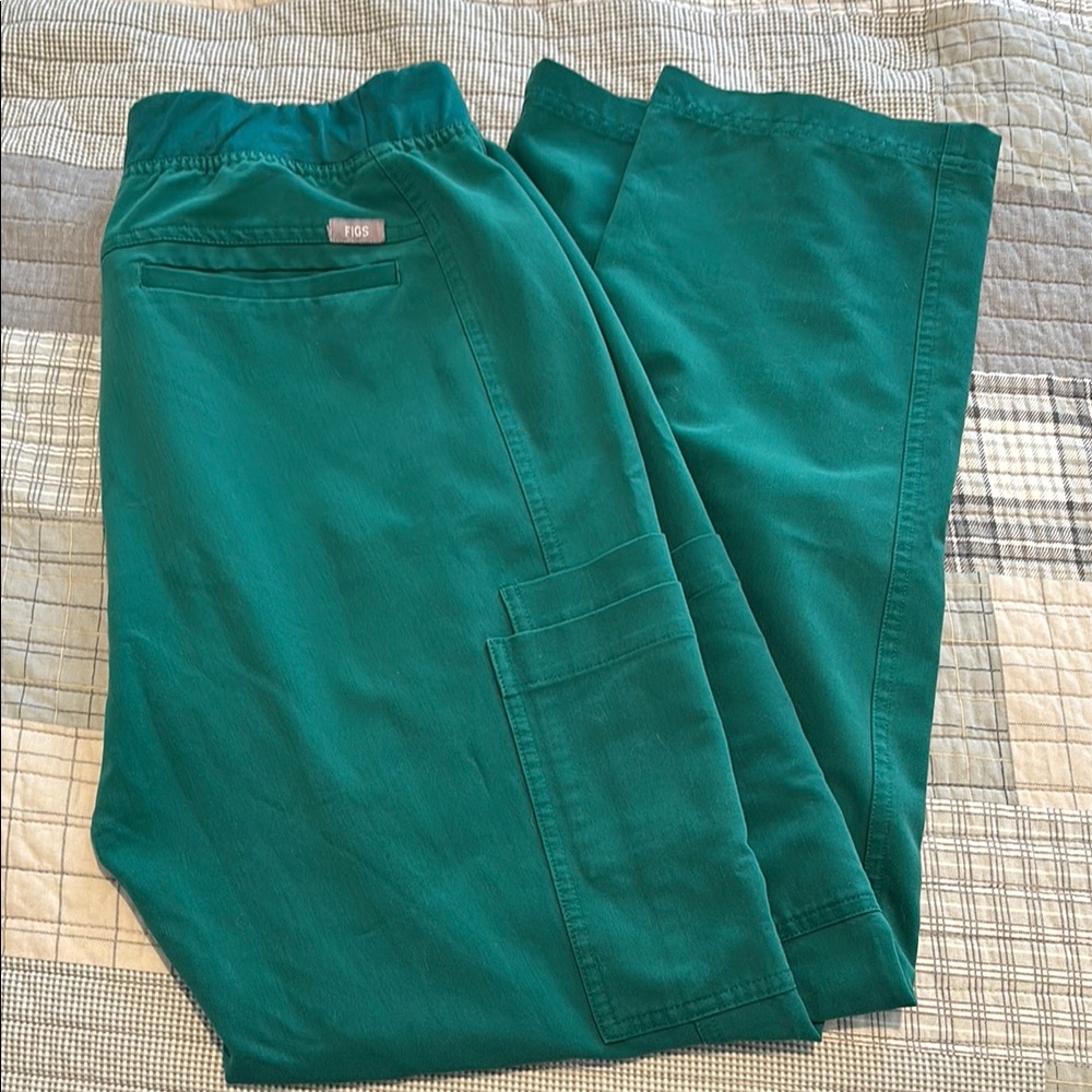FIGS Hunter Green Cargo Pants Mens Medium Axim